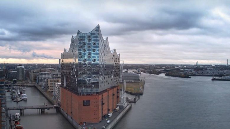 Drones at the Elbphilharmonie Hamburg